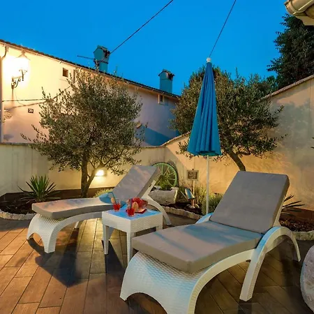 Chiara Pool & Sea View Villa *