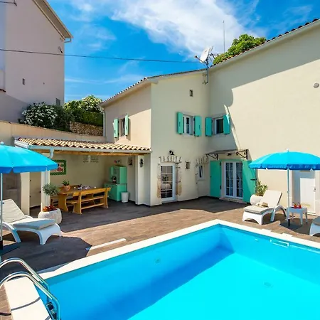 Chiara Pool & Sea View Villa *