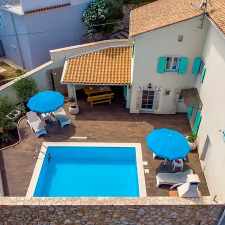 Chiara Pool & Sea View Brseč